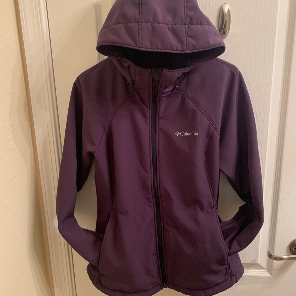 Columbia Mid-weight winter jacket